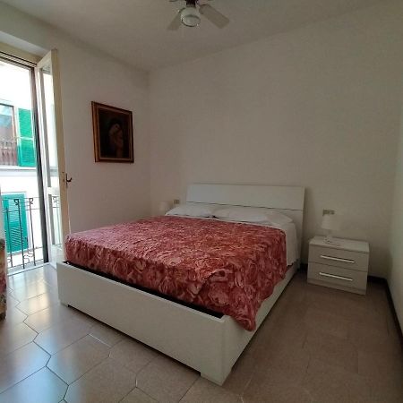 Central Guesthouse Cir 015146-Cni-01484 Мілан Екстер'єр фото